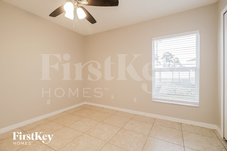 Building Photo - 1319 Macon Dr