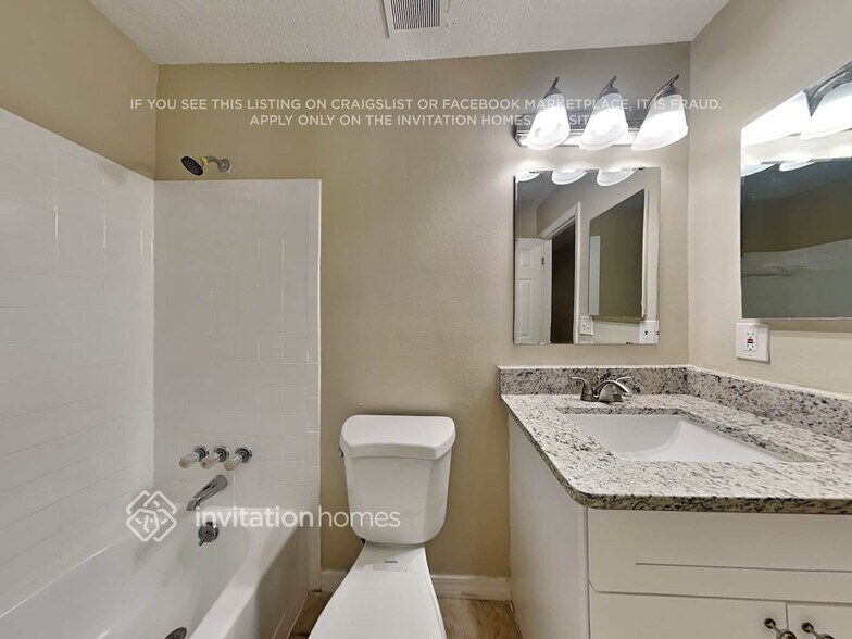Building Photo - 3801 Dovehollow Dr
