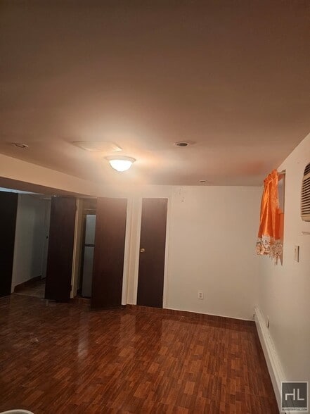 Building Photo - 872 EAST 48 STREET
