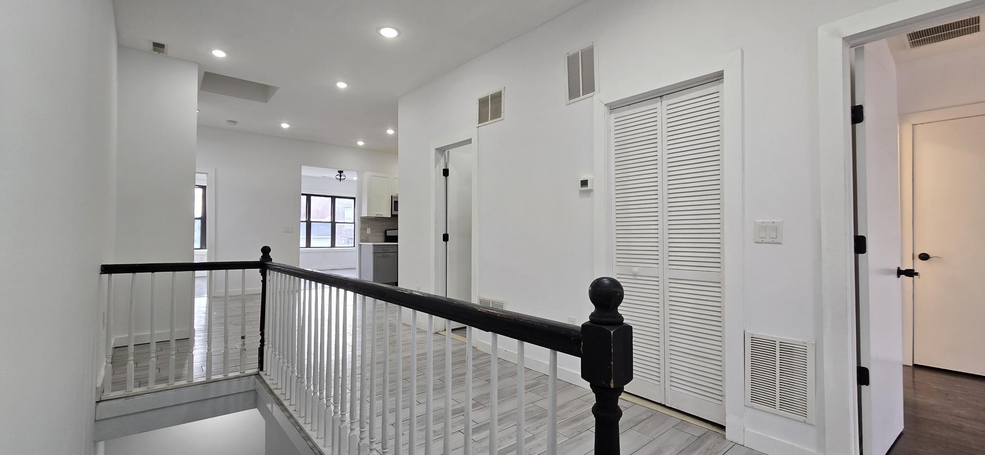 Unit 3 - 487 Ocean Ave