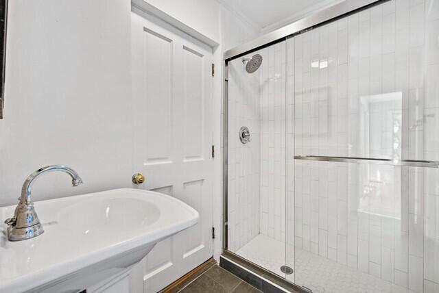 Building Photo - 424 51st St