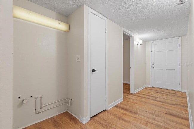 Building Photo - 230 N Bayshore Blvd