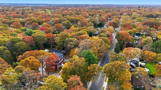 Building Photo - 221 Lake Ave S