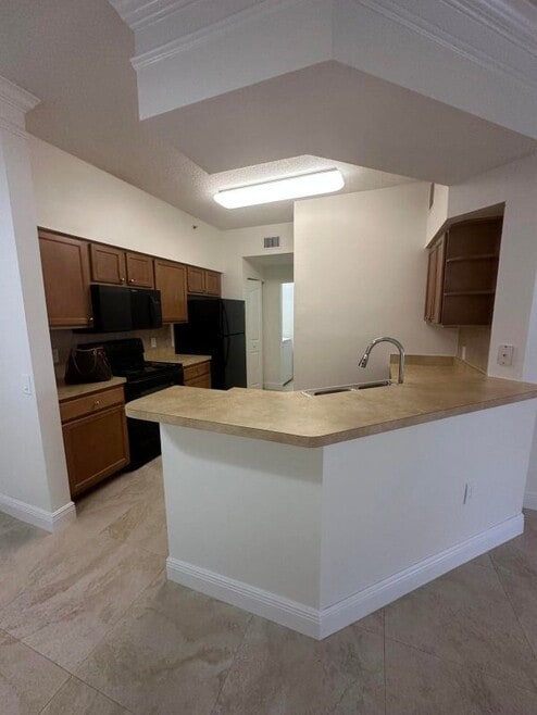 Building Photo - 9901 Baywinds Blvd