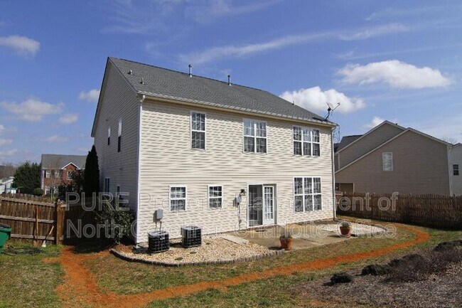 Building Photo - 3904 Luthers Rock Ct