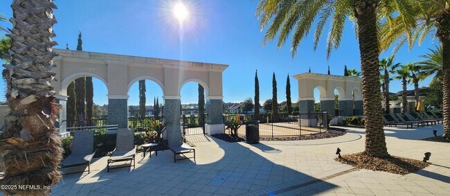 Building Photo - 2711 Tartus Dr