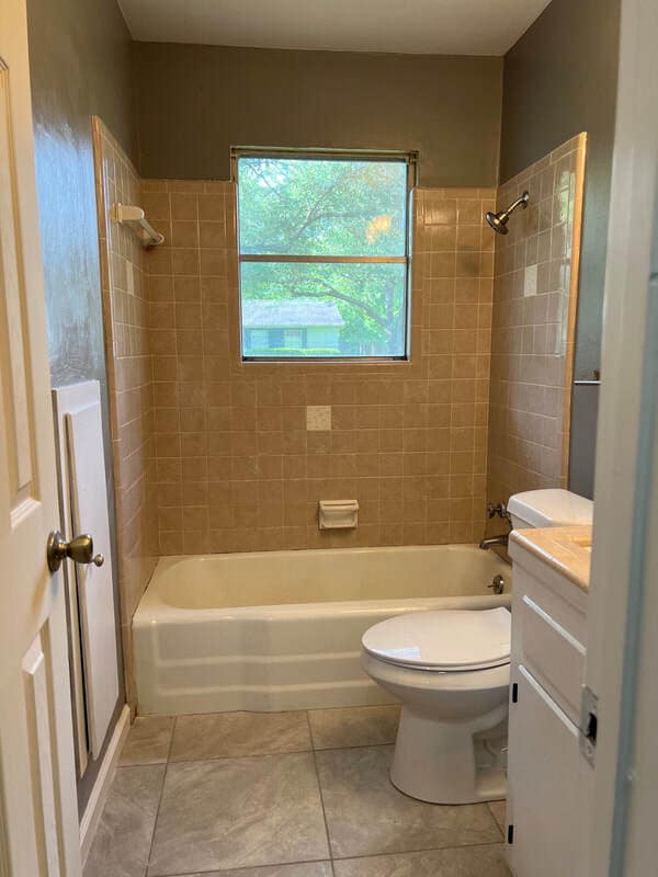 Building Photo - 9175 Gardner St