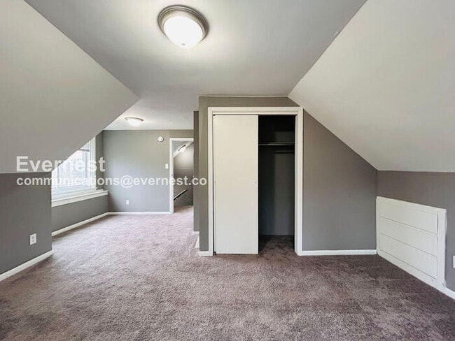 Building Photo - 763 Shaw Ave