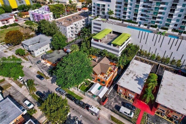 Building Photo - 1033 NW 6th St