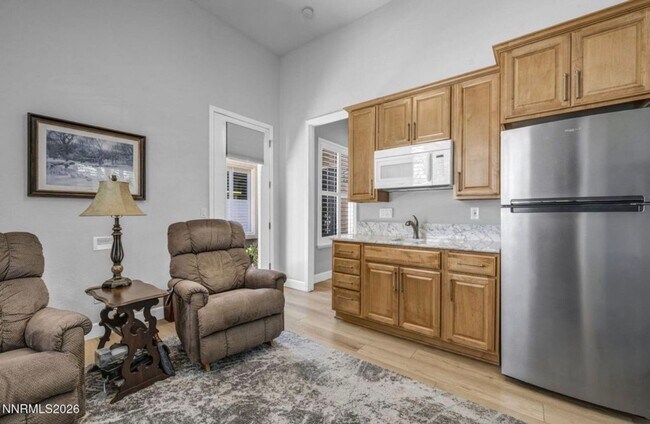 Building Photo - 1658 Bridgeview Ct
