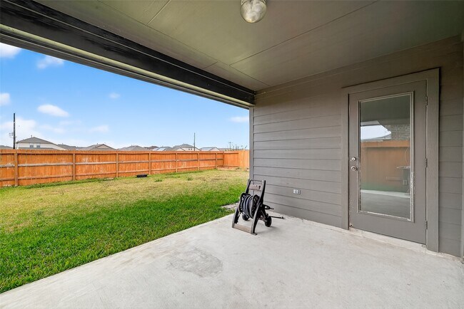 Building Photo - 20926 Belmont Village Wy