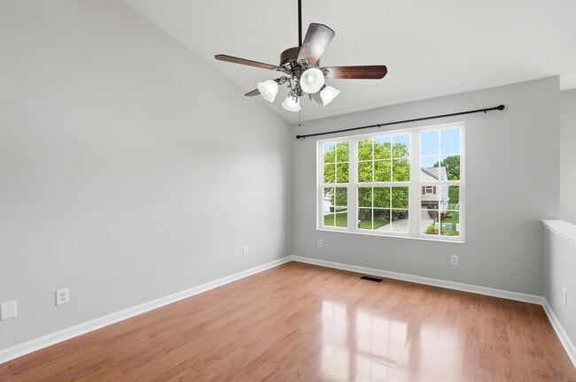 Building Photo - 3749 Sugarberry Dr