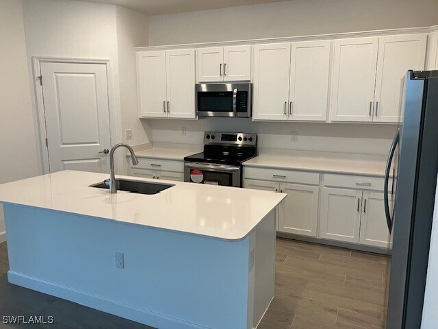 Building Photo - 13924 Hunter Oak Dr