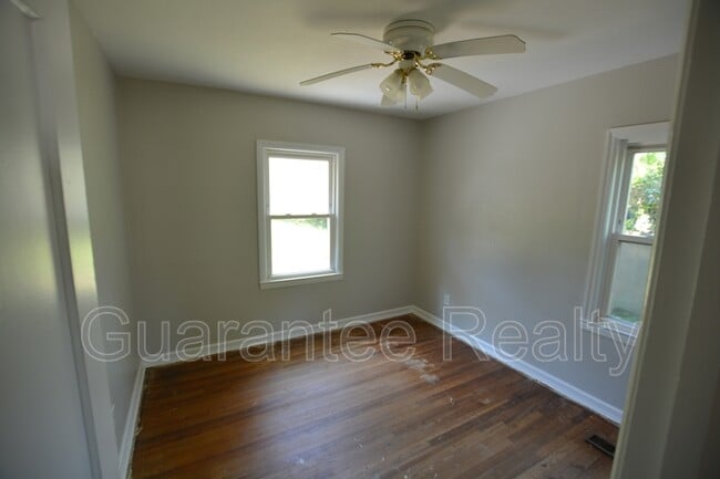 Building Photo - 1314 9th Ave