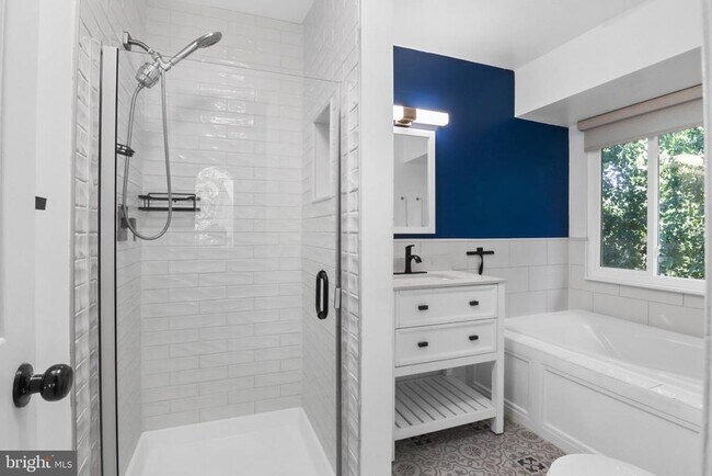 Building Photo - 6508 Elk Ct