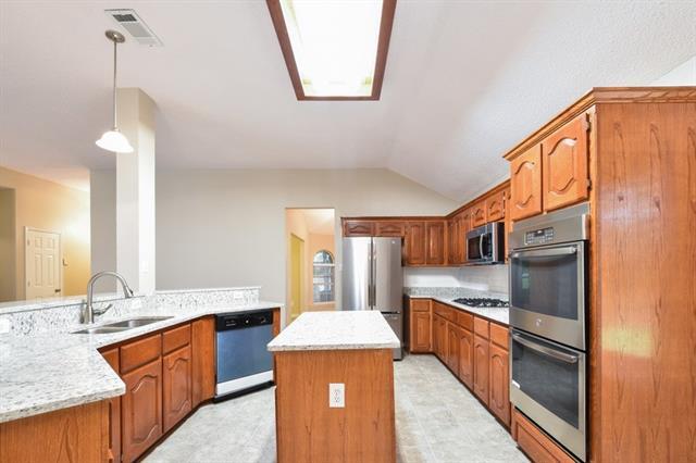 Building Photo - 845 Bear Branch Ct