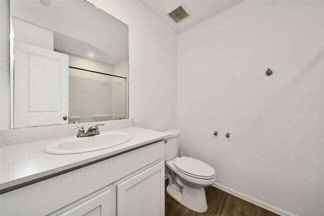 Building Photo - 18915 Sorento Bay Ln