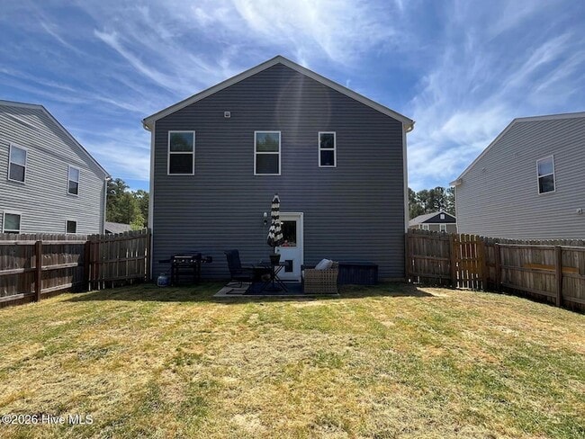 Building Photo - 784 Conductor Ct