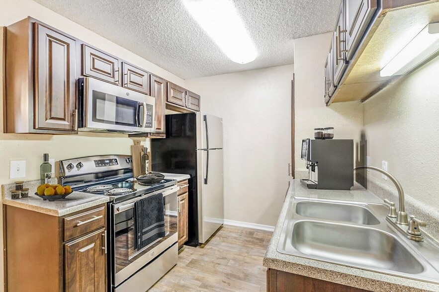 Primary Photo - The Arbors of Euless Apartments