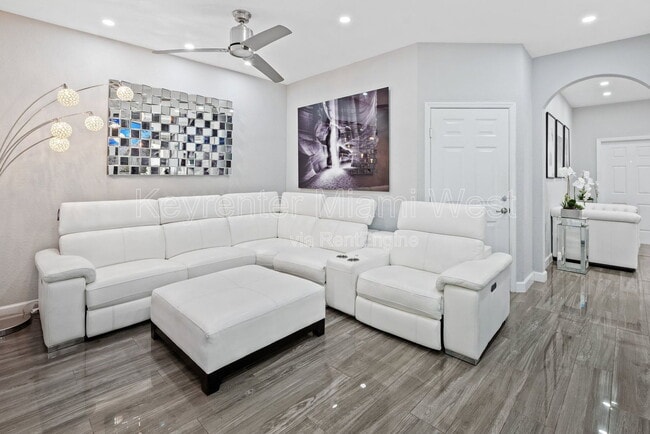 Building Photo - 22387 SW 89th Ave