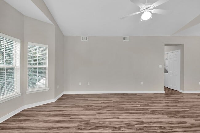 Building Photo - 1501 Partin Dr N