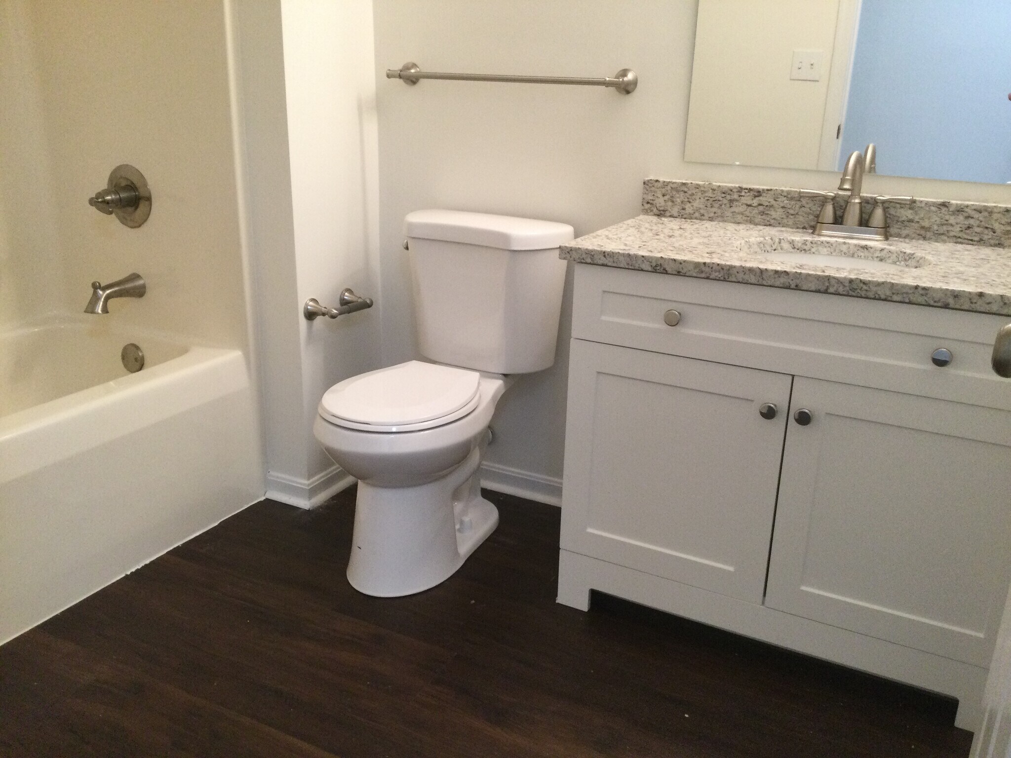 Building Photo - 2831 Coachlight Ln