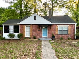 Building Photo - 3033 Lake Ave