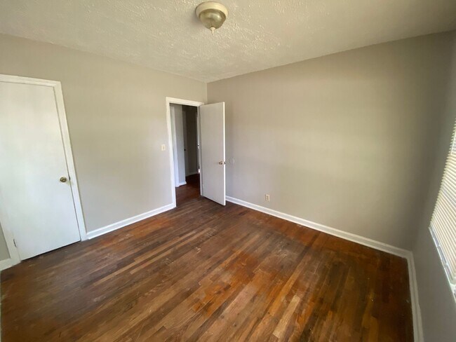 Building Photo - **AVAILABLE NOW**Total Electric - Near Ft. Benning/Columbus, GA 3 Bedroom / 1 Bathroom Home for R...
