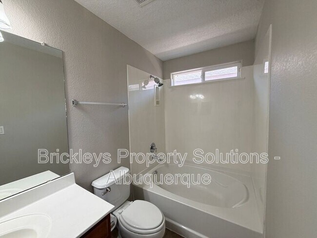 Building Photo - 8035 Sierra Altos Pl NW