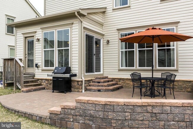 Building Photo - 23417 Gardenwalk Dr