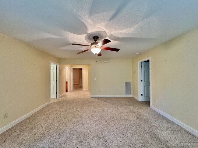 Building Photo - 106 Chota Landing Dr