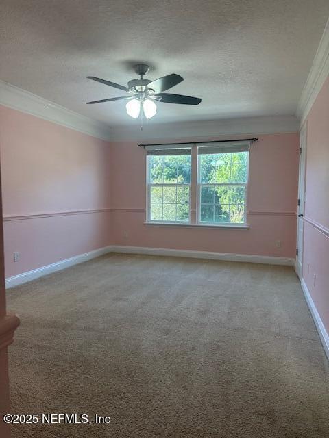 Building Photo - 738 W Kings College Dr