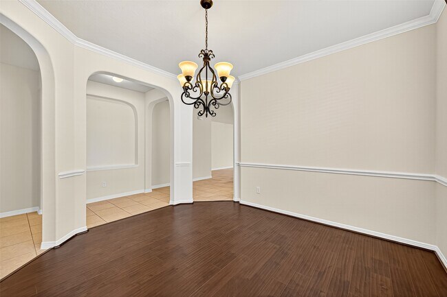 Building Photo - 2815 Sage Creek Ct