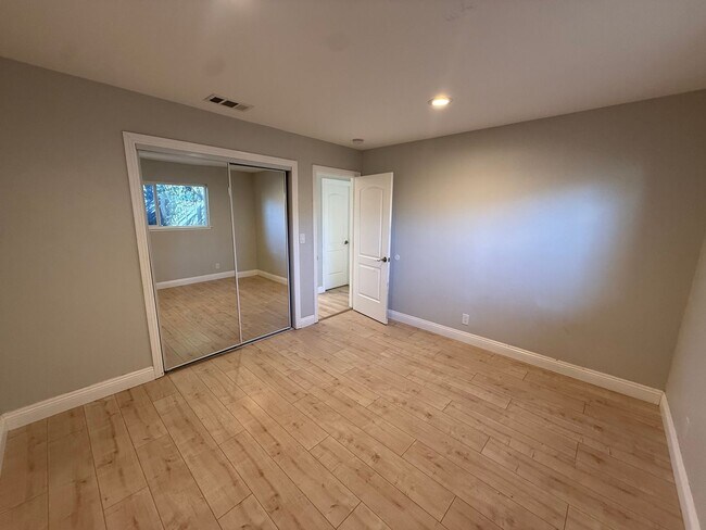 Building Photo - 1631 Frisbie Ct