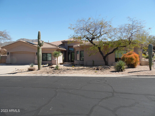 Building Photo - 10694 E Firethorn Dr