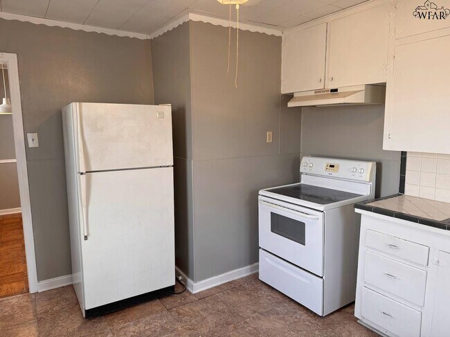 Building Photo - 3402 Grant St