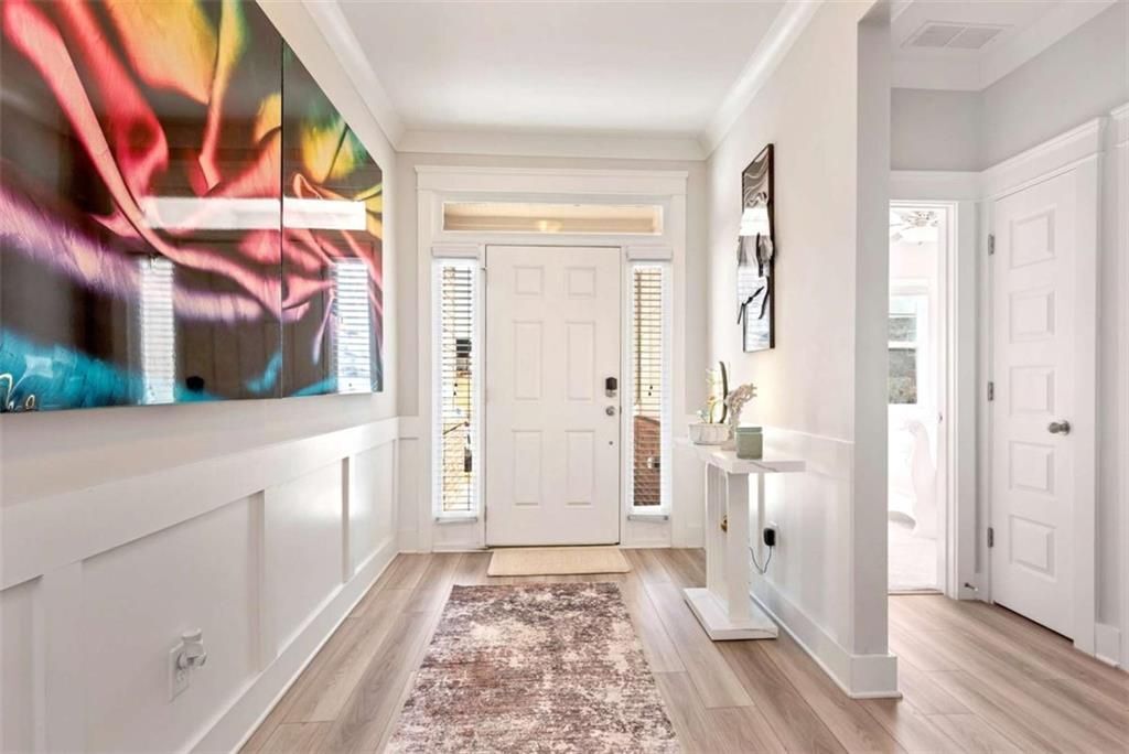 Building Photo - 6968 Manchester Dr