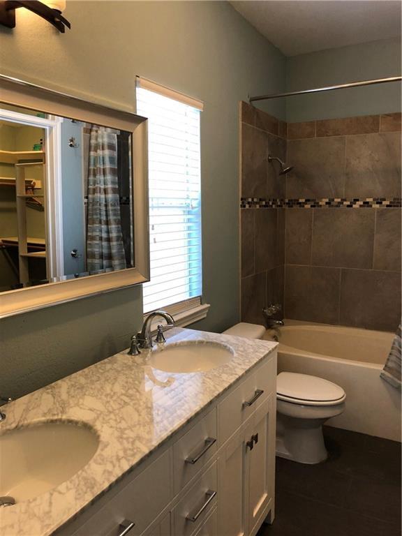Building Photo - 1806 Ramona Cir