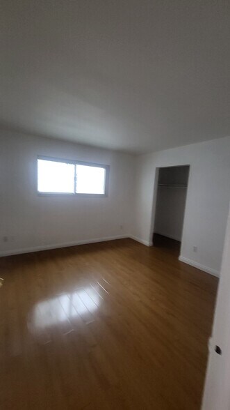 Building Photo - 120 12th St