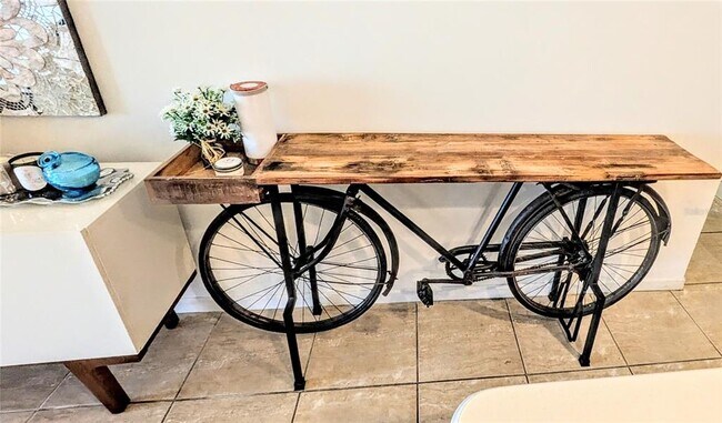 Building Photo - 101 S Gulfstream Ave