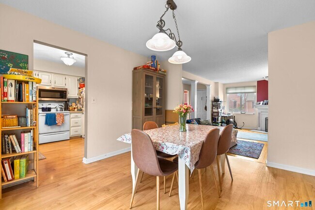 Building Photo - 113 Promenade Unit 113 Dr