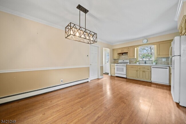 Building Photo - 26 Wostbrock Ln