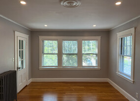 Building Photo - 47 Alicia Rd