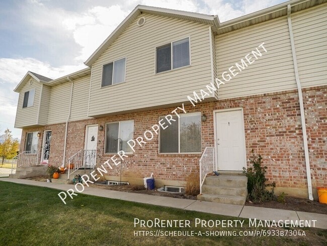 Building Photo - 288 S 500 E