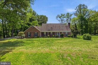 Building Photo - 1034 Walker Mill Rd