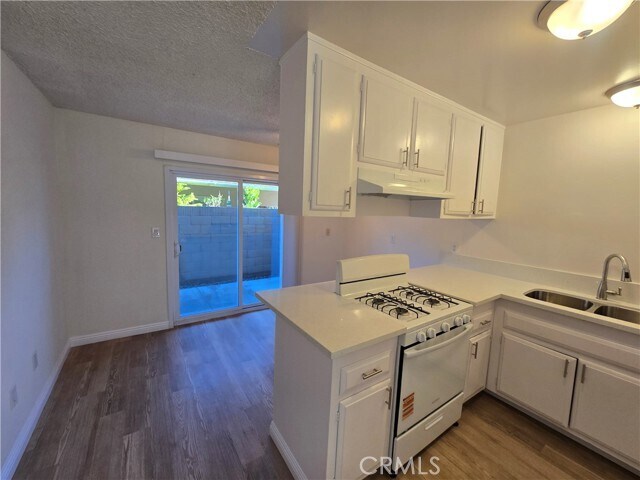 Building Photo - 2718 Florida St