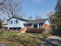 Building Photo - 702 W Edmonston Dr