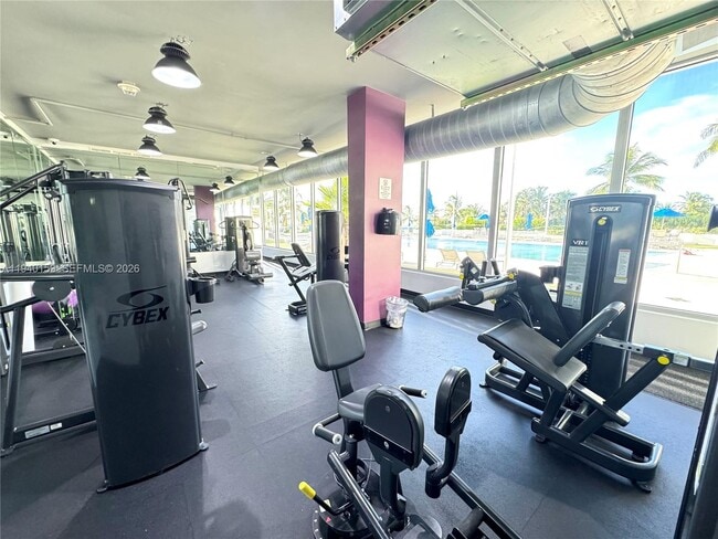 Building Photo - 100 Lincoln Rd