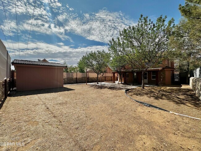 Building Photo - 12277 Red Sun Dr