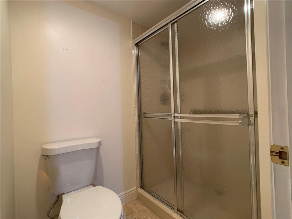 Building Photo - 1721 Whitehall Dr